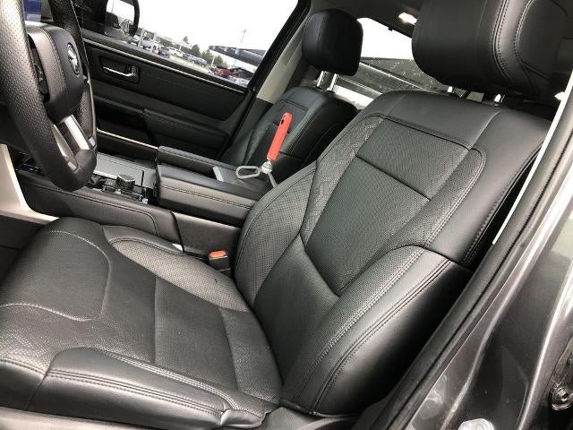 2023 Toyota Sequoia Limited 4WD (SE)