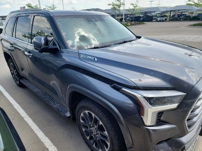 2023 Toyota Sequoia Limited 4WD (SE)
