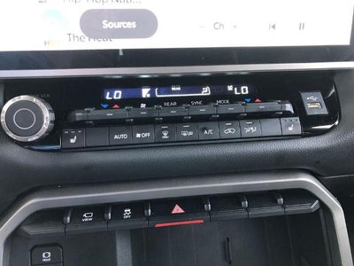 2025 Toyota Sequoia SR5 4WD (SE)