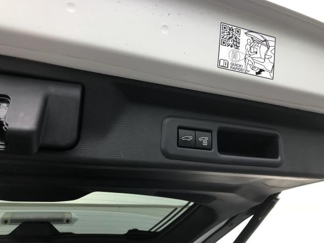 2026 Toyota Sequoia Platinum 4WD (Natl)