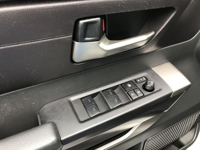 2025 Toyota Sequoia SR5 4WD (SE)