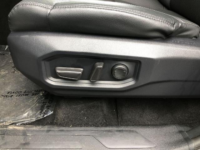 2025 Toyota Sequoia SR5 4WD (SE)