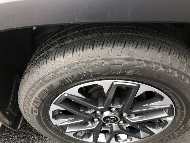 2025 Toyota Sequoia SR5 4WD (SE)