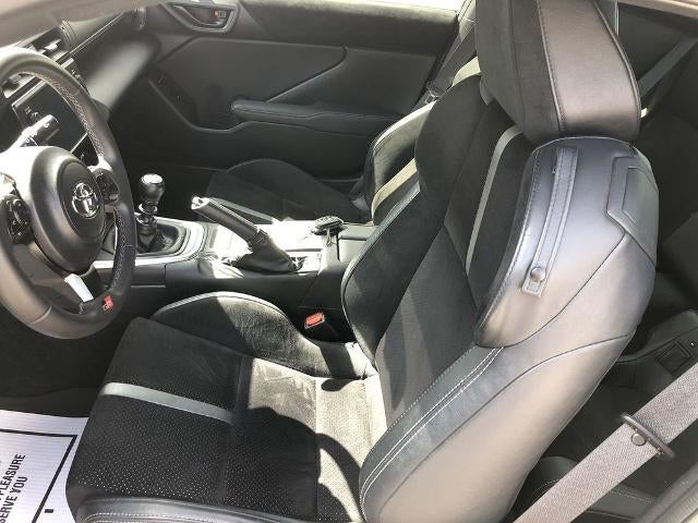 2023 Toyota GR86 Premium Manual (Natl)