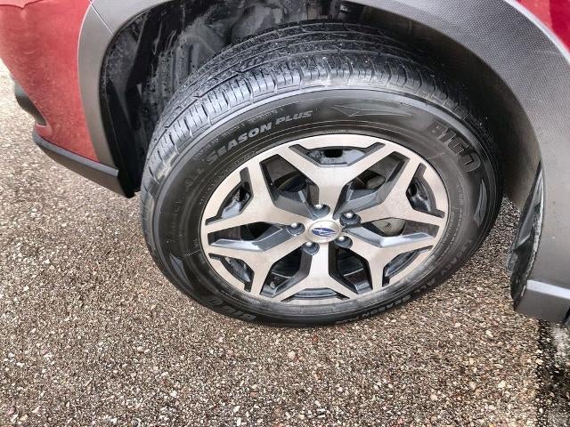 2022 Subaru Forester Premium CVT