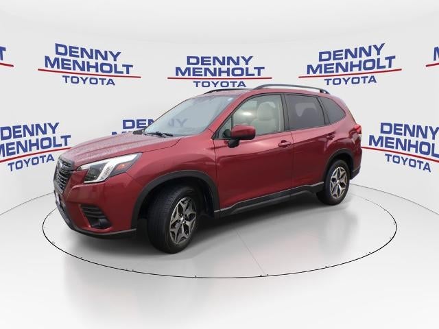 2022 Subaru Forester Premium CVT