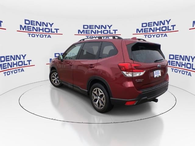 2022 Subaru Forester Premium CVT
