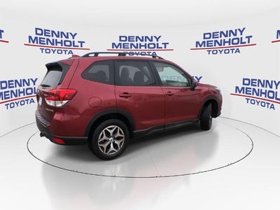2022 Subaru Forester Premium CVT