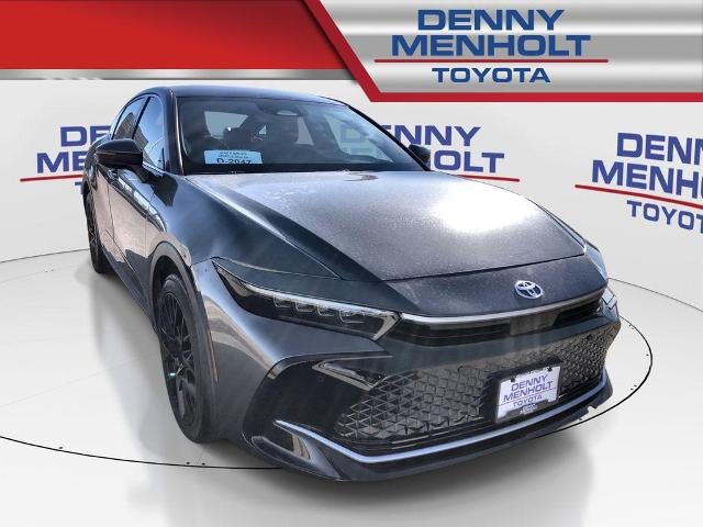 2023 Toyota Crown Limited AWD (Natl)