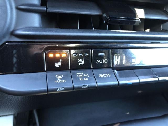 2023 Toyota Crown Limited AWD (Natl)