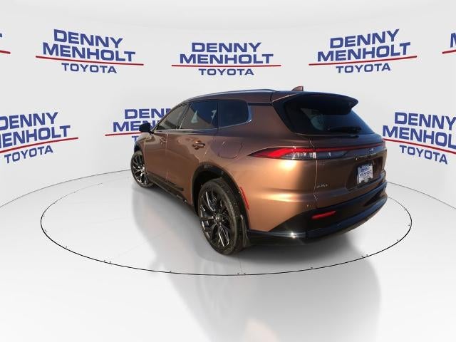 2025 Toyota Crown Signia Limited AWD (Natl)