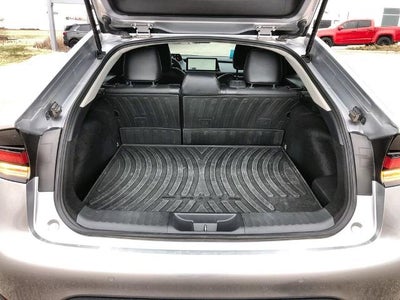 2023 Toyota Prius XLE (Natl)