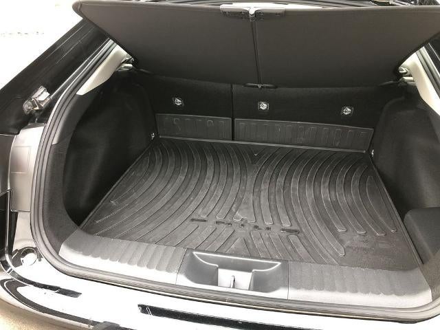 2025 Toyota Prius XLE AWD (Natl)