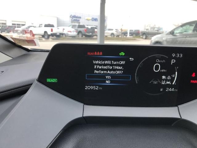 2025 Toyota Prius XLE AWD (Natl)