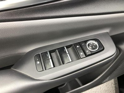 2025 Toyota Prius XLE AWD (Natl)