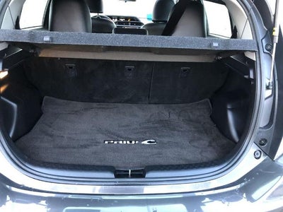 2017 Toyota Prius c Four (GS)