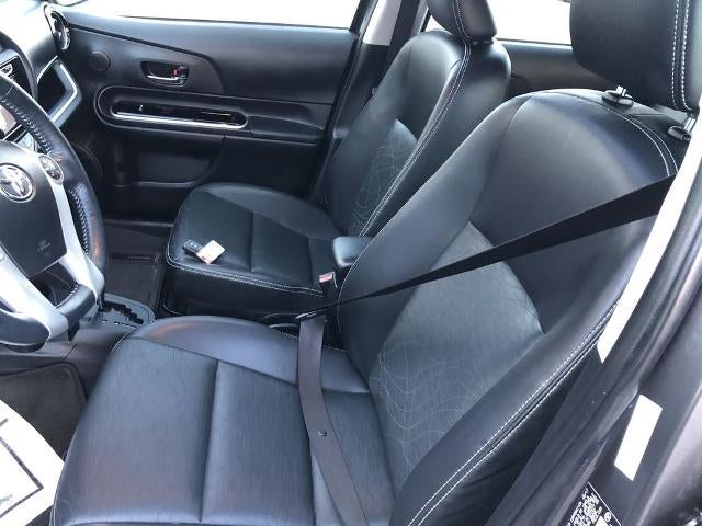 2017 Toyota Prius c Four (GS)