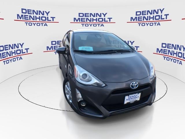 2017 Toyota Prius c Four (GS)