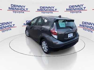 2017 Toyota Prius c Four (GS)