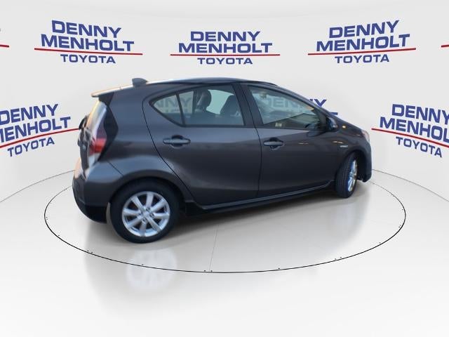 2017 Toyota Prius c Four (GS)