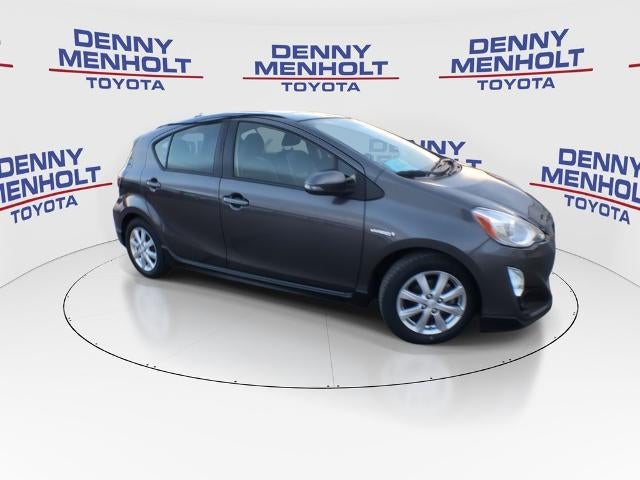 2017 Toyota Prius c Four (GS)