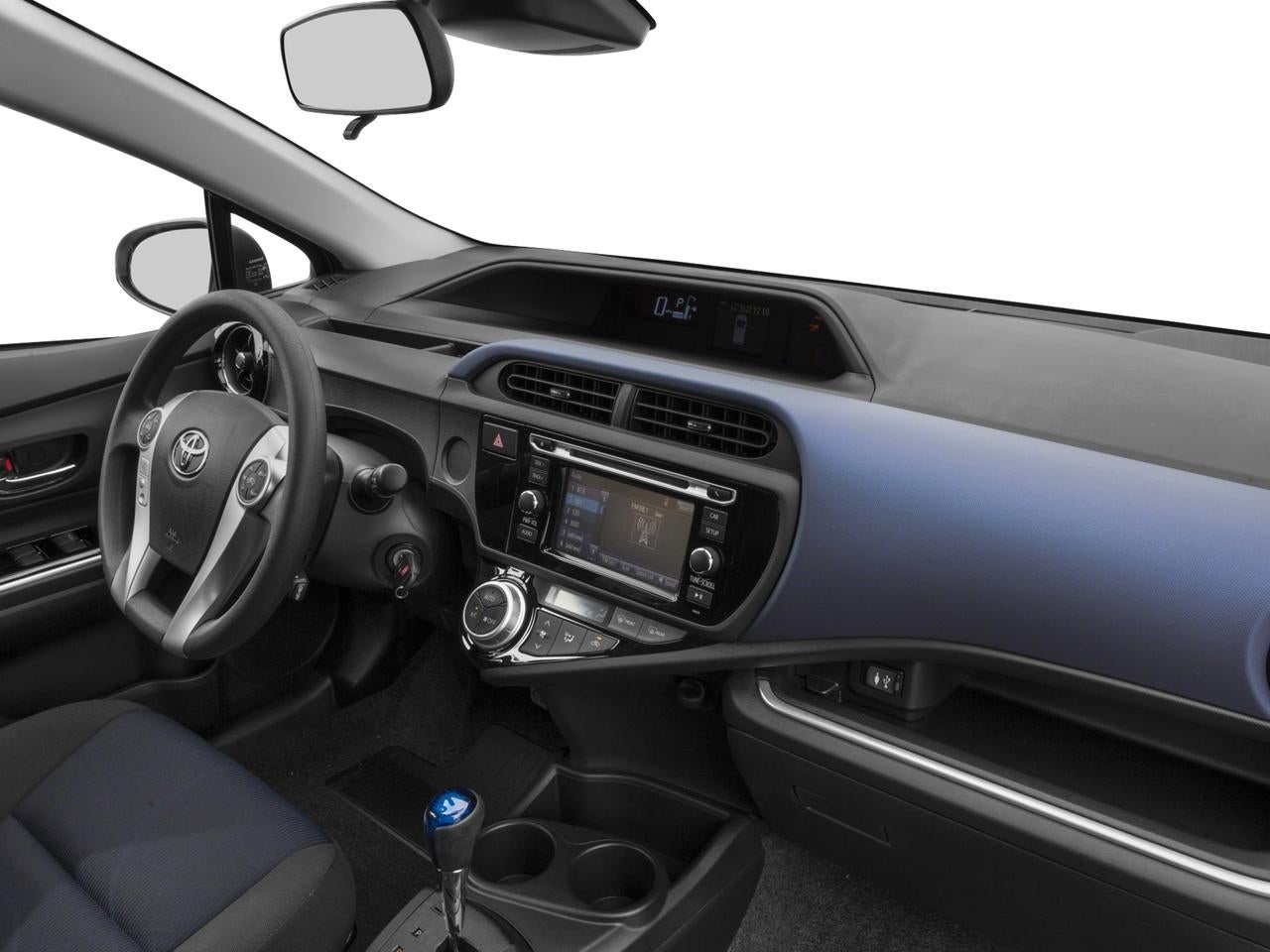 2017 Toyota Prius c Four (GS)