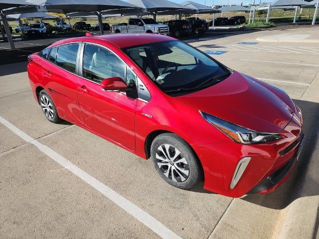 2021 Toyota Prius XLE AWD-e (Natl)