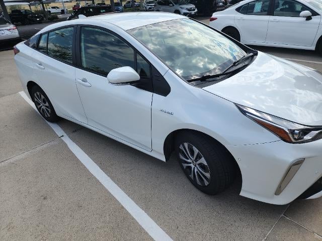 2021 Toyota Prius XLE AWD-e (Natl)