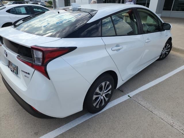 2021 Toyota Prius XLE AWD-e (Natl)