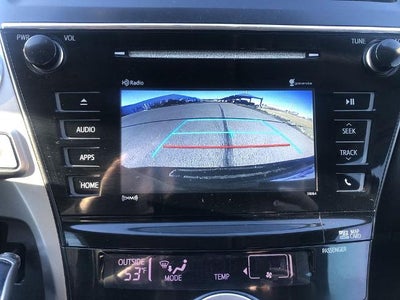 2017 Toyota Prius v Three (SE)