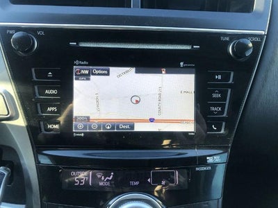 2017 Toyota Prius v Three (SE)