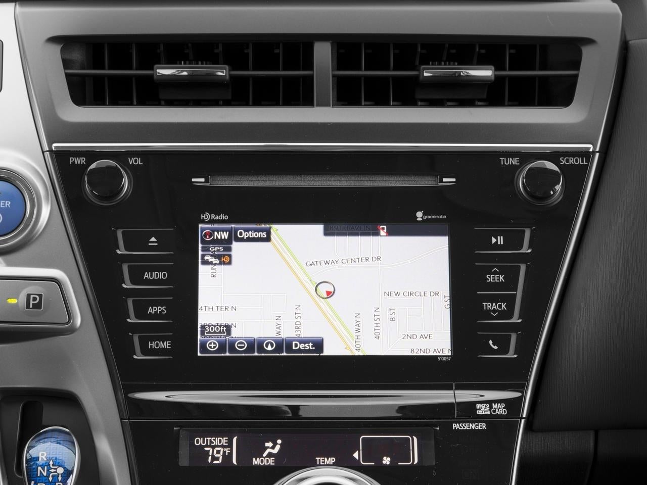 2017 Toyota Prius v Three (SE)