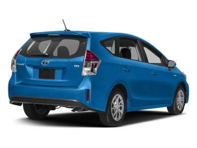 2017 Toyota Prius v Three (SE)