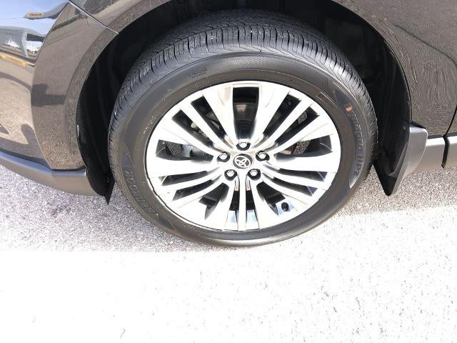 2022 Toyota Venza XLE AWD (SE)