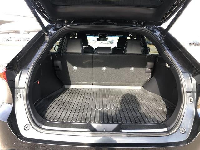 2022 Toyota Venza XLE AWD (SE)