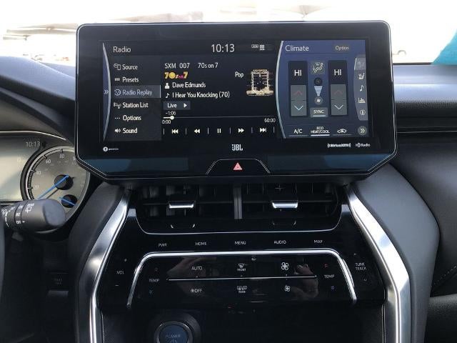 2022 Toyota Venza XLE AWD (SE)