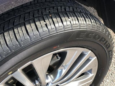 2023 Toyota Venza XLE AWD (SE)