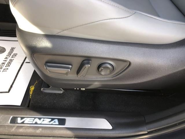 2023 Toyota Venza XLE AWD (SE)