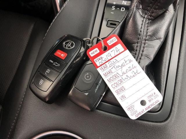 2024 Toyota Venza Limited AWD (GS)