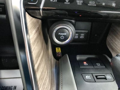2023 Toyota Venza XLE AWD (SE)