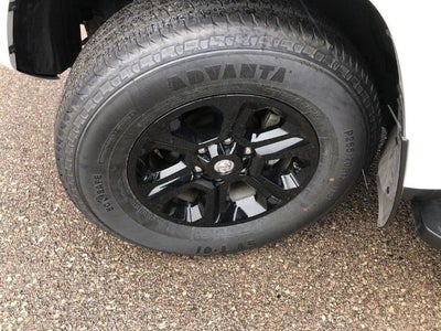 2024 Toyota 4Runner SR5 4WD (GS)