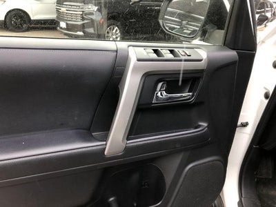 2024 Toyota 4Runner SR5 4WD (GS)