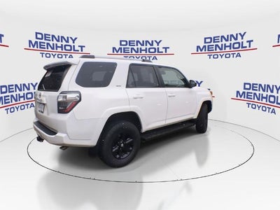 2024 Toyota 4Runner SR5 4WD (GS)
