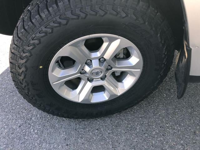 2024 Toyota 4Runner SR5 4WD (GS)