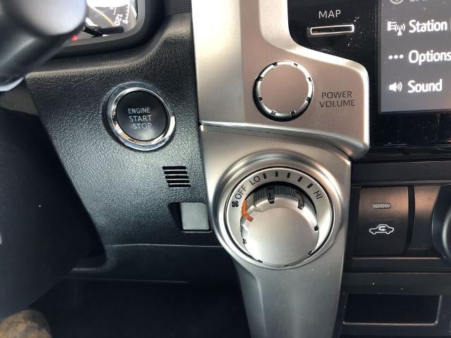 2024 Toyota 4Runner SR5 4WD (GS)