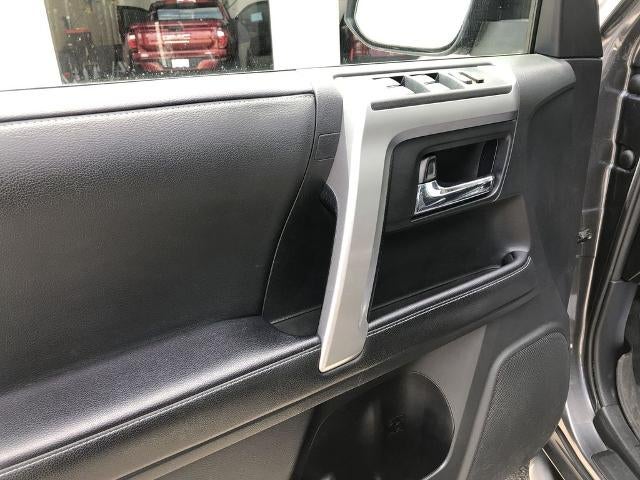 2021 Toyota 4Runner SR5 4WD (GS)