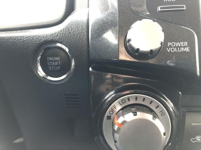 2024 Toyota 4Runner TRD Off Road 4WD (Natl)