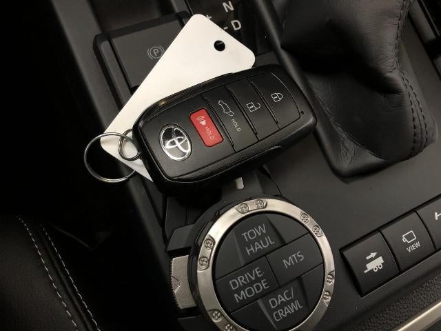 2025 Toyota 4Runner TRD Off Road Premium 4WD (Natl)