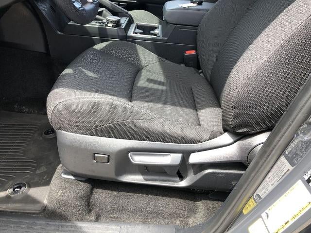 2025 Toyota 4Runner SR5 4WD (GS)