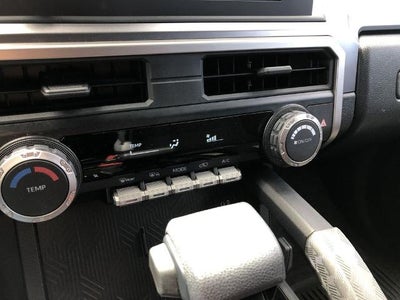 2025 Toyota 4Runner SR5 4WD (GS)